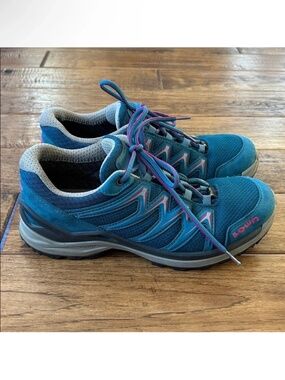 Lowa Innox Pro GTX Lo Waterproof Hiking Shoes Teal Blue Womens Size 7.5